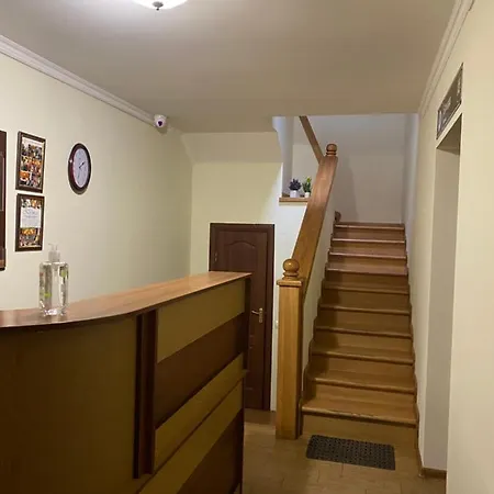 Bed & Breakfast відпочинковий комплекс,міні старий дворик Lviv