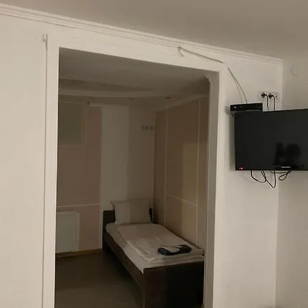 відпочинковий комплекс,міні старий дворик * Lviv