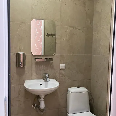 Bed & Breakfast відпочинковий комплекс,міні старий дворик *