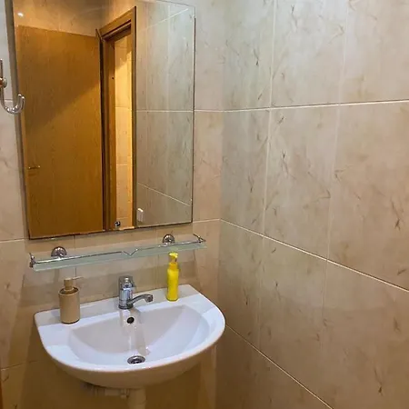 Bed and Breakfast відпочинковий комплекс,міні старий дворик Λβιβ