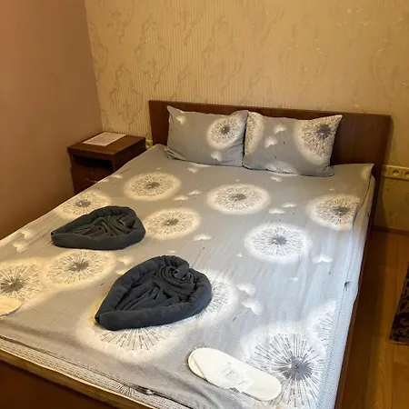Bed & Breakfast відпочинковий комплекс,міні старий дворик Lvov