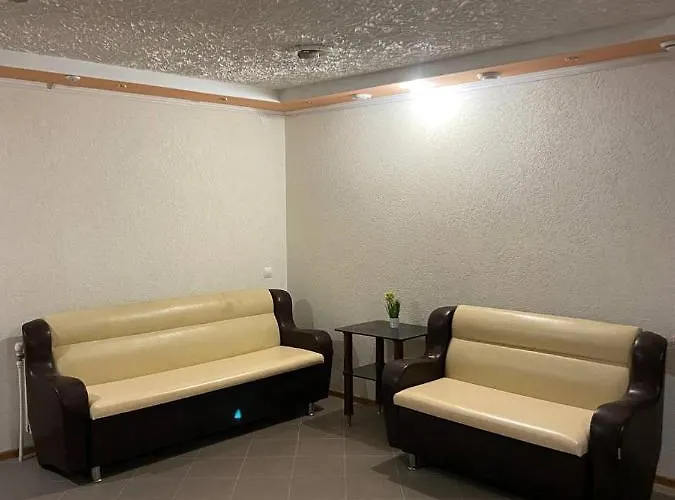 відпочинковий комплекс,міні старий дворик Bed & Breakfast Lvov