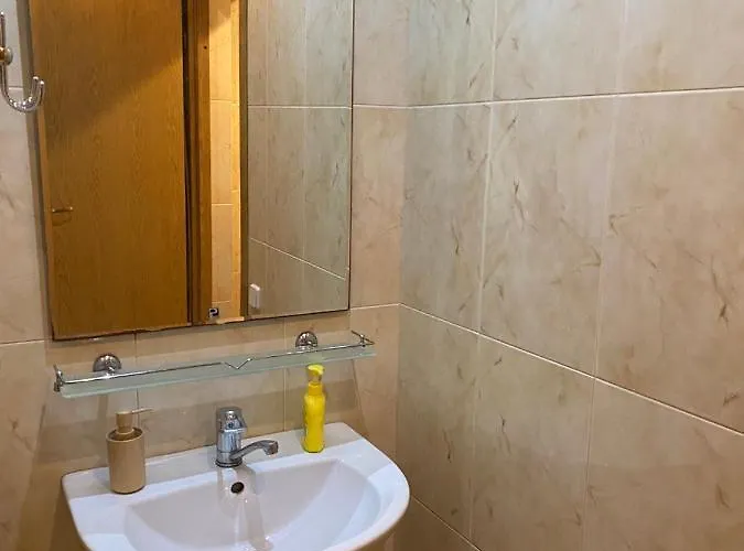 Bed & Breakfast відпочинковий комплекс,міні старий дворик Lvov