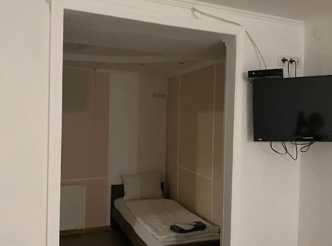 відпочинковий комплекс,міні старий дворик * Lviv