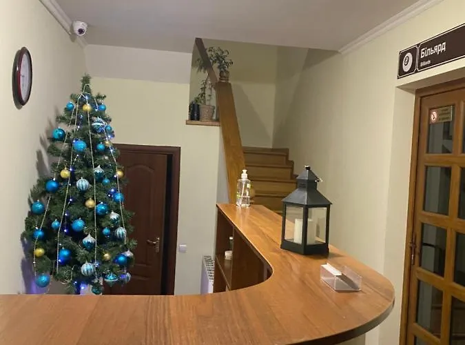 відпочинковий комплекс,міні старий дворик Bed & Breakfast Lvov