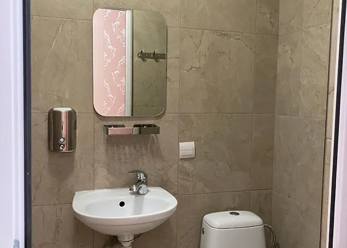 Bed & Breakfast відпочинковий комплекс,міні старий дворик *