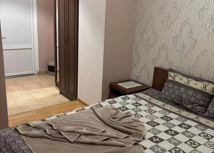 Bed & Breakfast відпочинковий комплекс,міні старий дворик Lviv