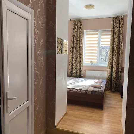 Panzió відпочинковий комплекс,міні старий дворик Lviv